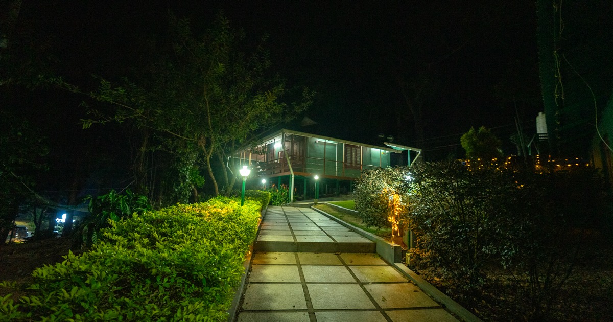 Forest Stay in Nelliyampathy