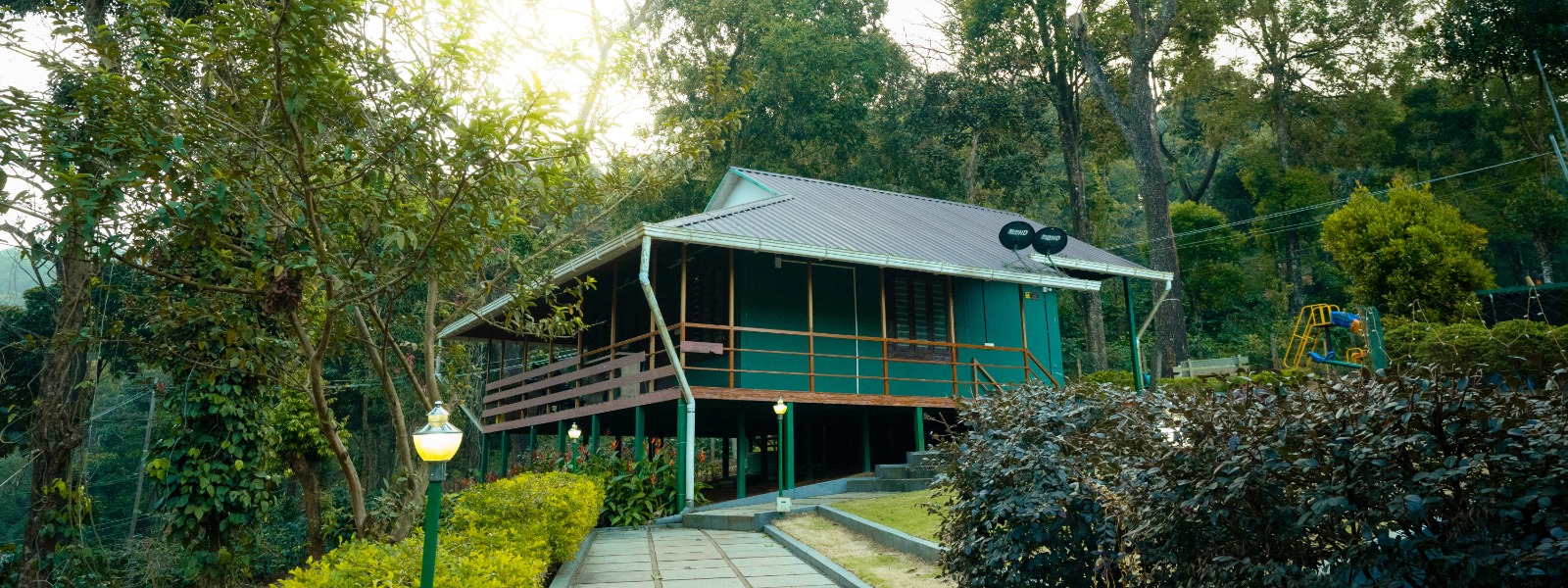Best resorts in Nelliyampathy